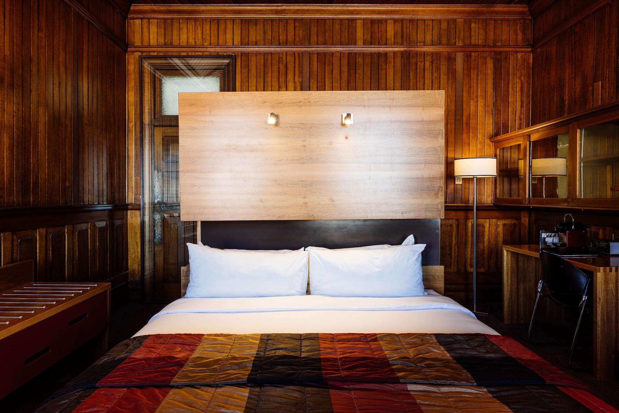 הובארט The Henry Jones Art Hotel מראה חיצוני תמונה A room at the hotel