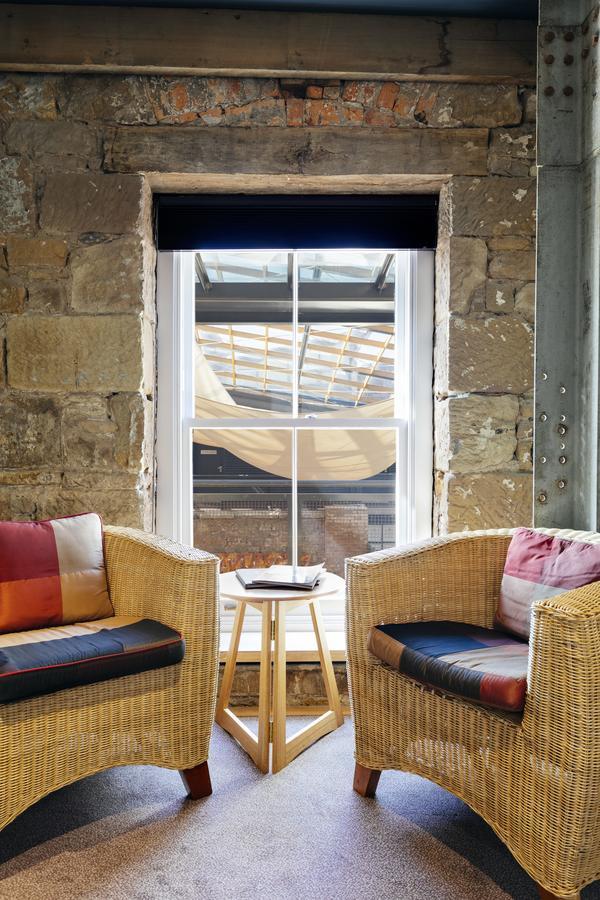 הובארט The Henry Jones Art Hotel מראה חיצוני תמונה The interior of the hotel